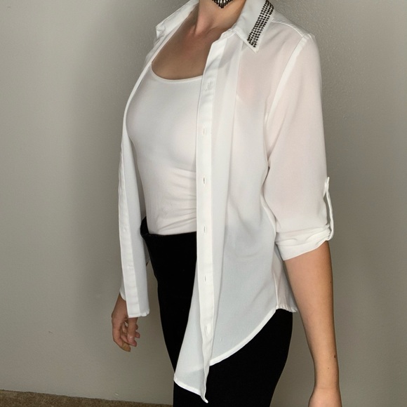 White button up blouse - Picture 3 of 14
